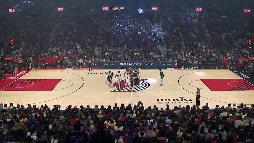 常规赛1月18日:湖人VS开拓者 詹姆斯集锦 常规赛1月18日:湖人VS开拓者 詹姆斯集锦